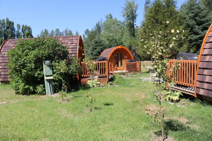 ווסט גליישר Moose Creek Resort מראה חיצוני תמונה